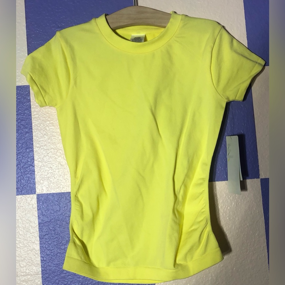 NWT Zella Super Stretchy Athletic Tee in Yellow - Size S (7-8)